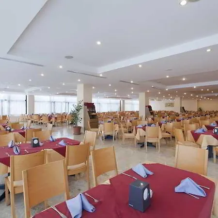 Szálloda Cesars Side 5*