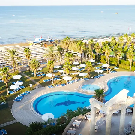 Cesars Side Hotel